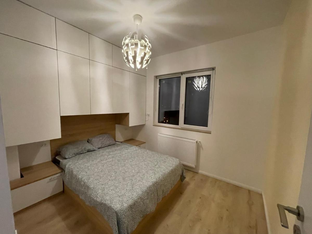Relax Luxury Apartment Palace Bukarest Exteriör bild